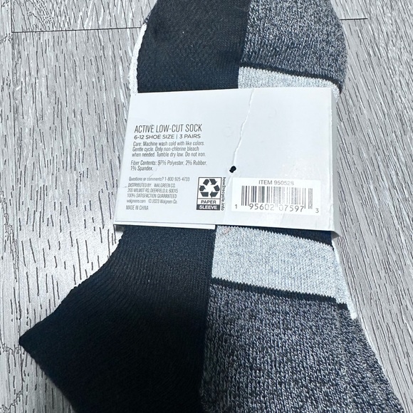 West Loop Athletic Socks Black and White Ankle-Length 3 pack NWT - Picture 2 of 2